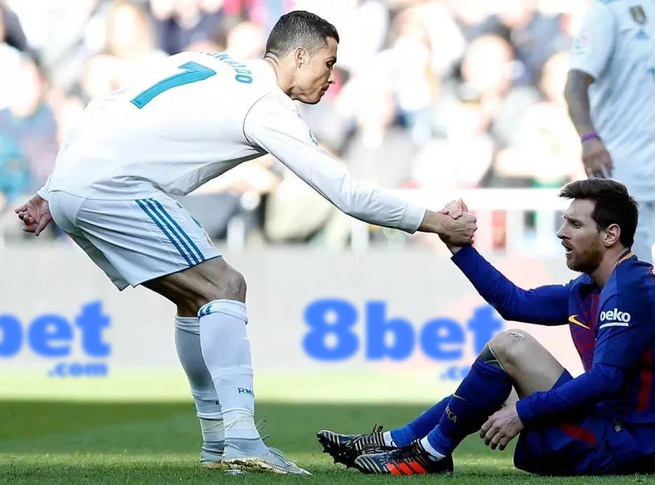  拉齐奥三球完胜恩波利，因莫比莱传射建功展锋芒